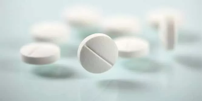 Minoset, analjezik ve antipiretik grubuna aittir. Aktif maddesi parasetamoldür. Tablet ve çocuk şurubu şeklinde ticari olarak mevcuttur. Tablet formunda her tablet 500 mg parasetamol içerir.