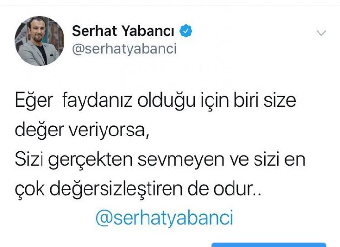 Değersizlik duygusu, bir kişinin diğer insanlarla ilgili olarak özlediği bir benlik duygusudur. Bu duygu hem bireyin benlik algısında hem de aile ilişkilerinde, sosyal ilişkilerde ve karşı cinsle olan ilişkilerinde ortaya çık