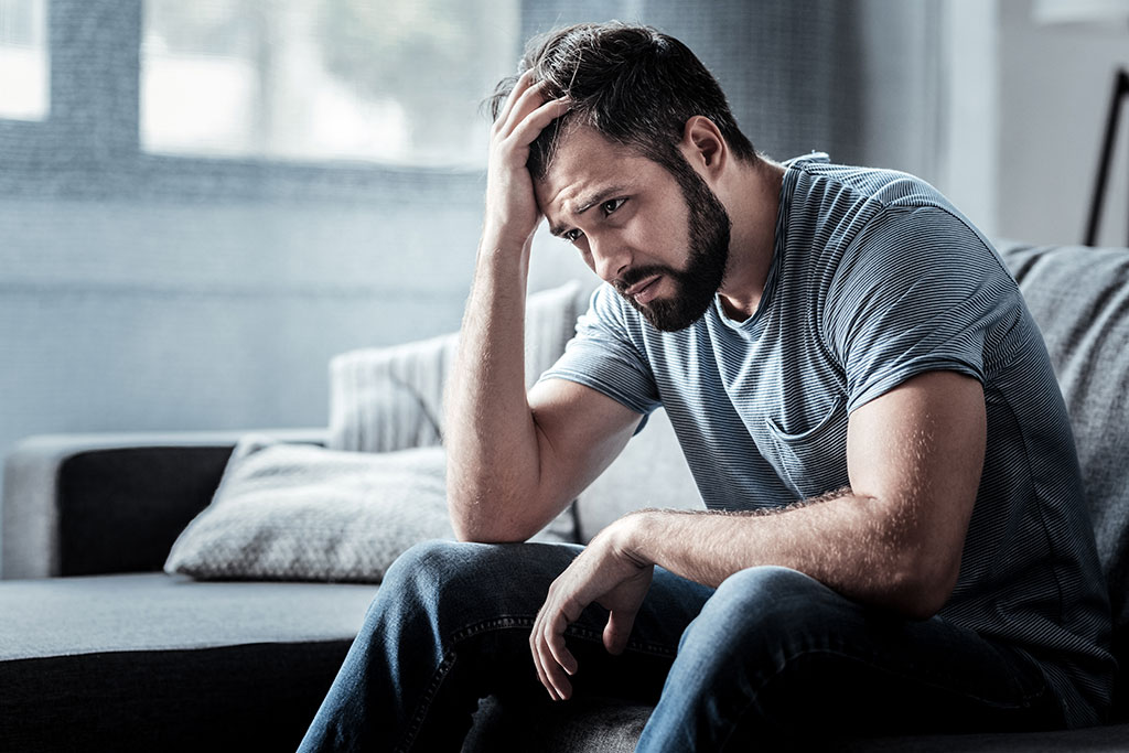 Kuru kayısı çekirdeklerinden elde edilen kayısı yağı, ölü cilt hücrelerini temizlemek ve yüksek C vitamini içeriği ile cildi pürüzsüzleştirmek için kullanılabilir. Cilt tarafından çok çabuk emilen kayısı yağı hassas ciltlerde